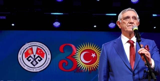 Türk Dünyası Rektörleri Manas Üniversitesi'nde Buluştu