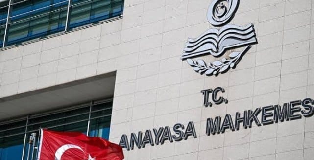 AYM'den 26 Parti Hakkında Suç Duyurusu